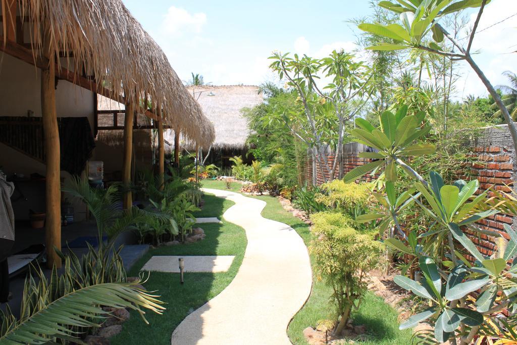 Albany Home Stay Kuta  Szoba fotó